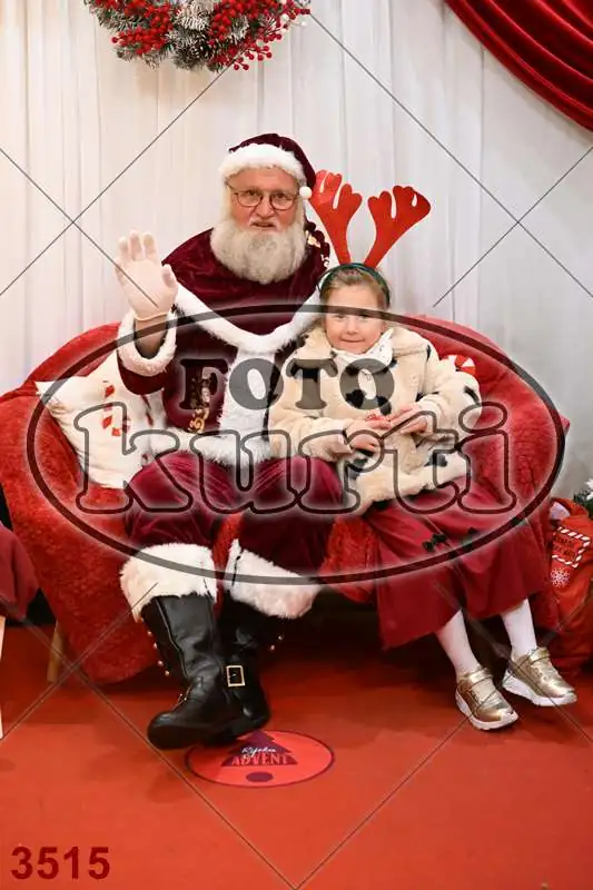 20.12. 15 00 DO 20 00 4 - FotoKurti