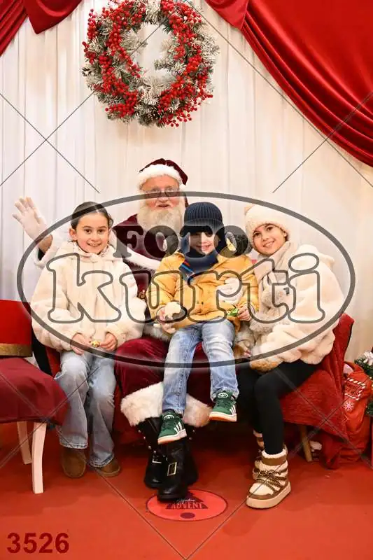20.12. 15 00 DO 20 00 3 - FotoKurti
