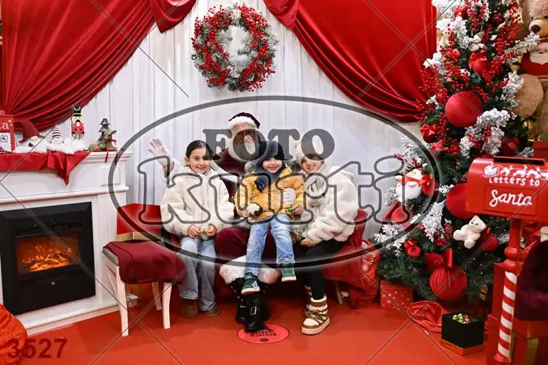 20.12. 15 00 DO 20 00 4 - FotoKurti