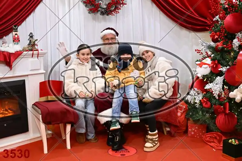 20.12. 15 00 DO 20 00 7 - FotoKurti