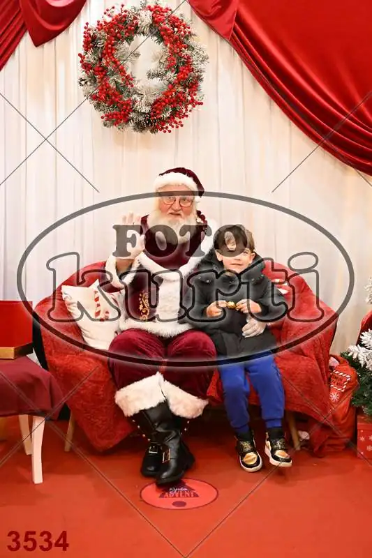 20.12. 15 00 DO 20 00 11 - FotoKurti