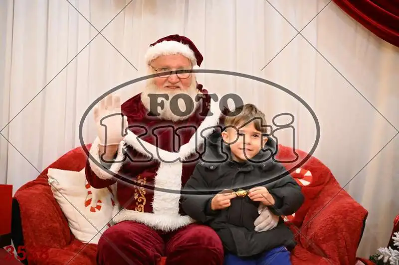 20.12. 15 00 DO 20 00 3 - FotoKurti