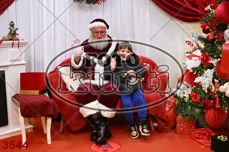 20.12. 15 00 DO 20 00 9 - FotoKurti