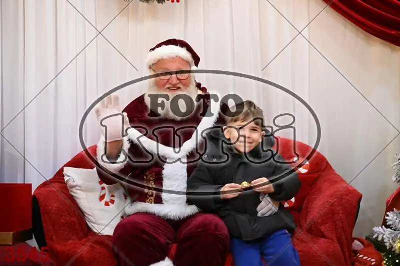 20.12. 15 00 DO 20 00 10 - FotoKurti