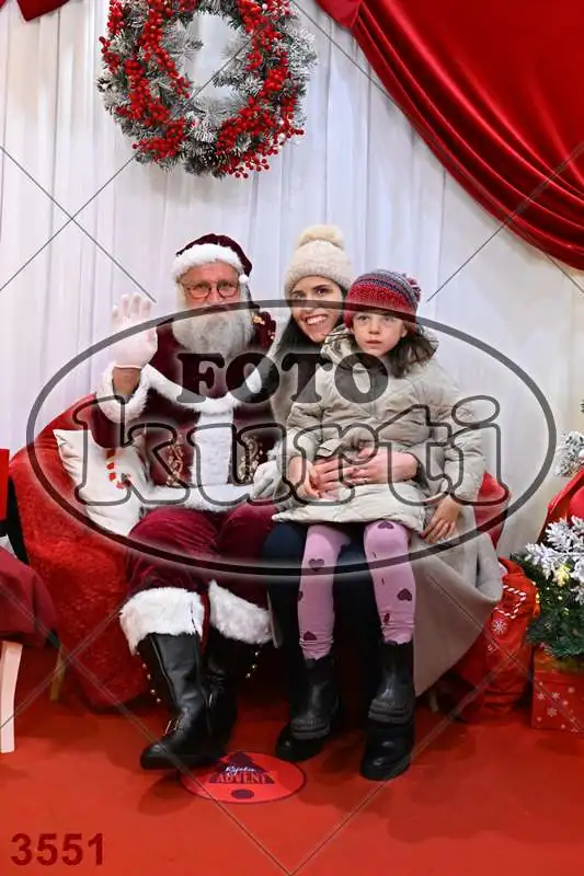 20.12. 15 00 DO 20 00 4 - FotoKurti