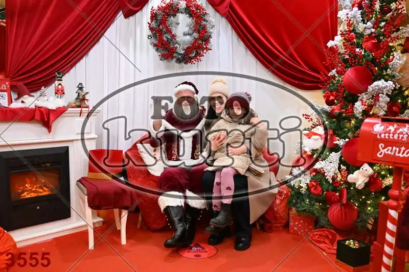 20.12. 15 00 DO 20 00 8 - FotoKurti