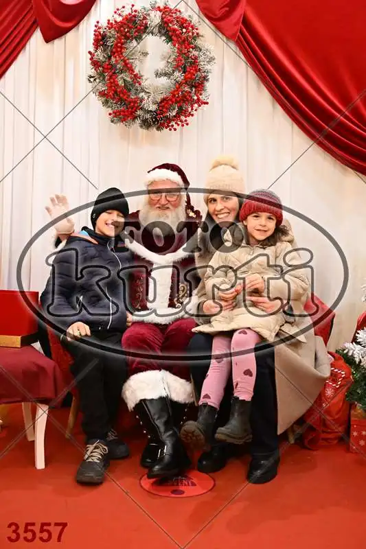 20.12. 15 00 DO 20 00 10 - FotoKurti