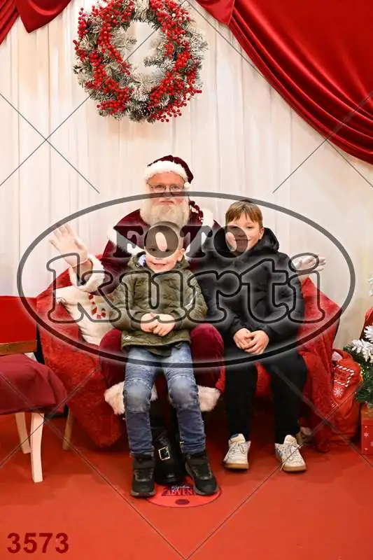 20.12. 15 00 DO 20 00 2 - FotoKurti