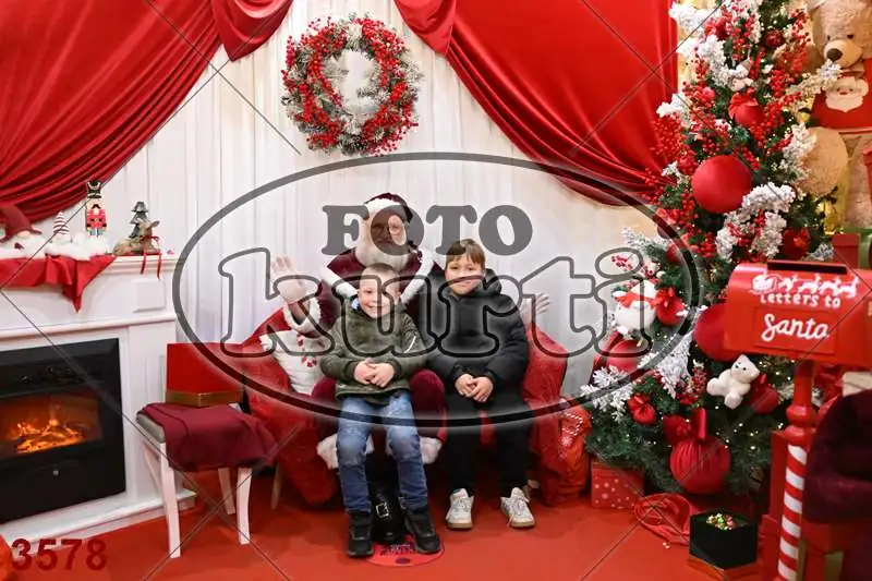 20.12. 15 00 DO 20 00 7 - FotoKurti