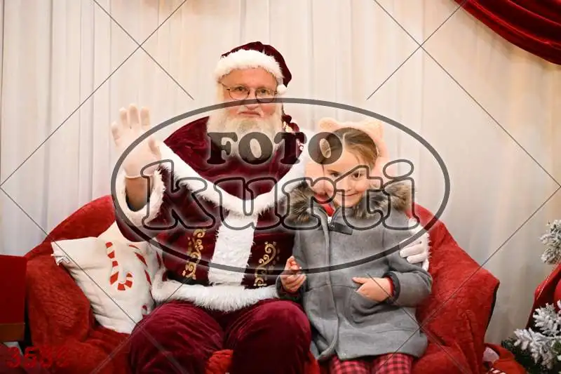 20.12. 15 00 DO 20 00 2 - FotoKurti