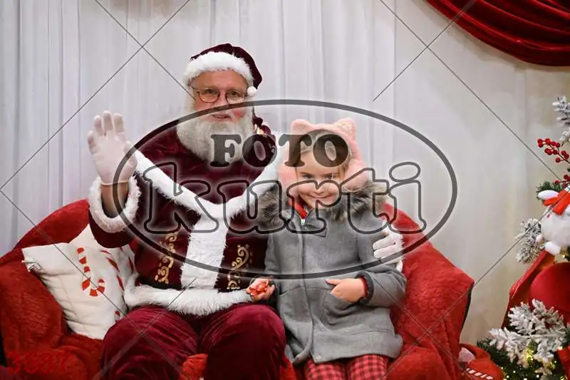 20.12. 15 00 DO 20 00 4 - FotoKurti