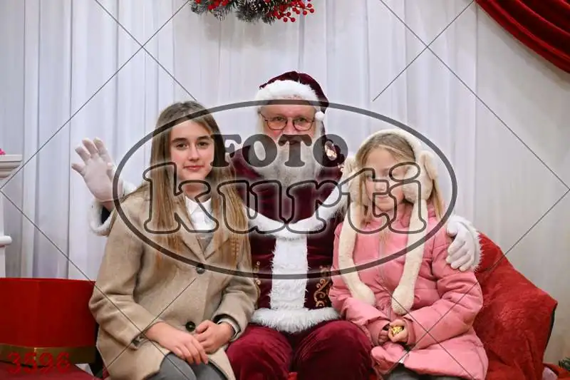 20.12. 15 00 DO 20 00 1 - FotoKurti