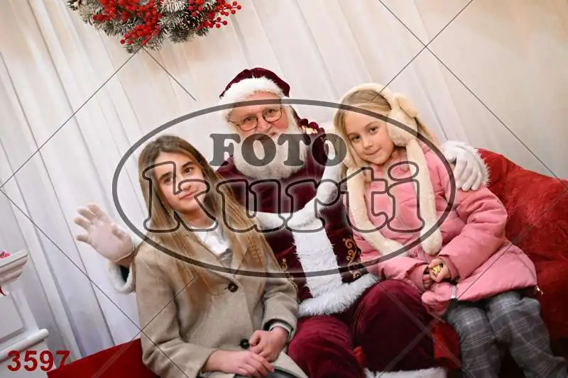 20.12. 15 00 DO 20 00 2 - FotoKurti