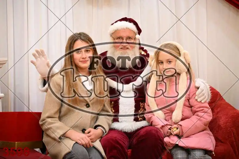 20.12. 15 00 DO 20 00 3 - FotoKurti