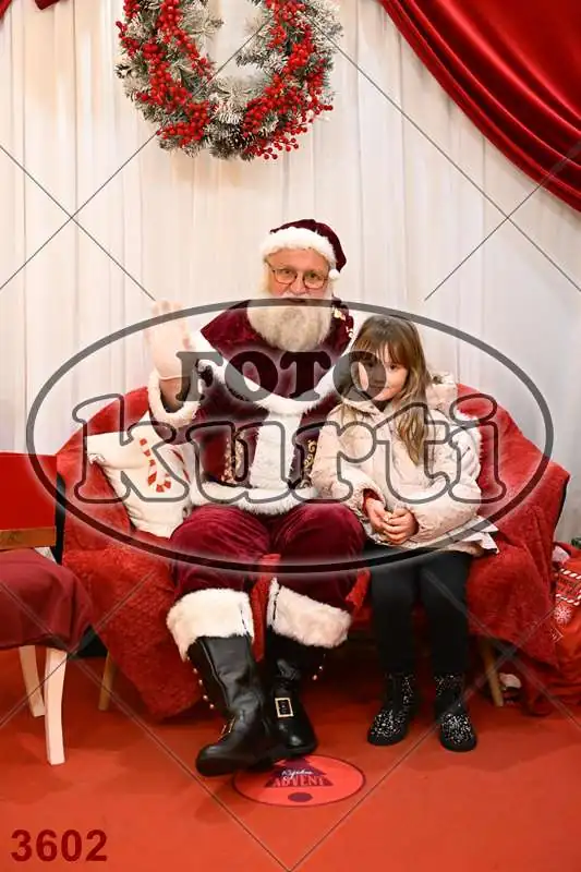 20.12. 15 00 DO 20 00 6 - FotoKurti