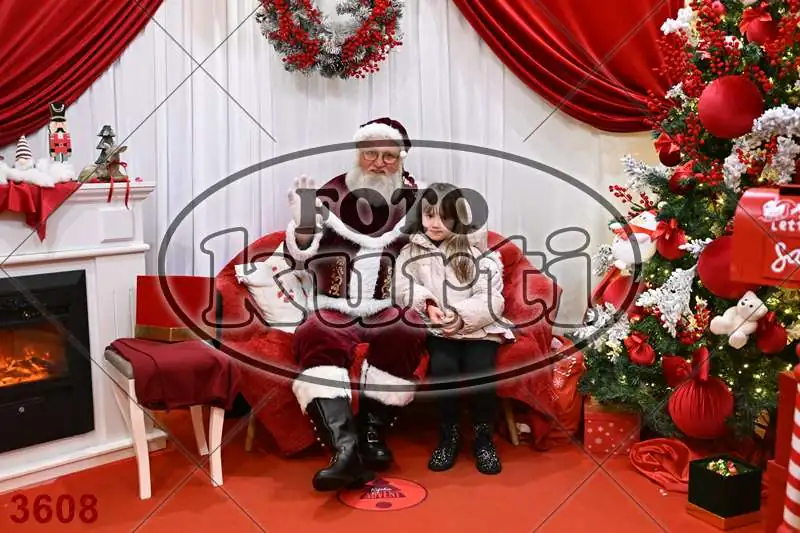 20.12. 15 00 DO 20 00 11 - FotoKurti