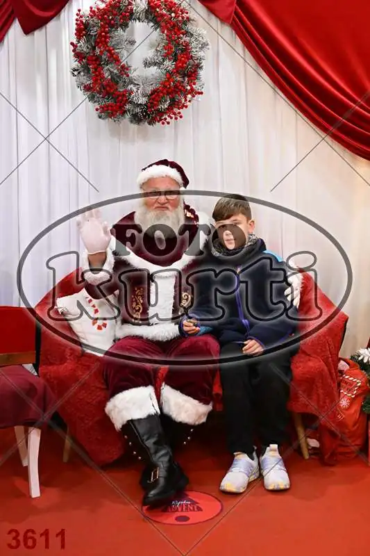 20.12. 15 00 DO 20 00 2 - FotoKurti