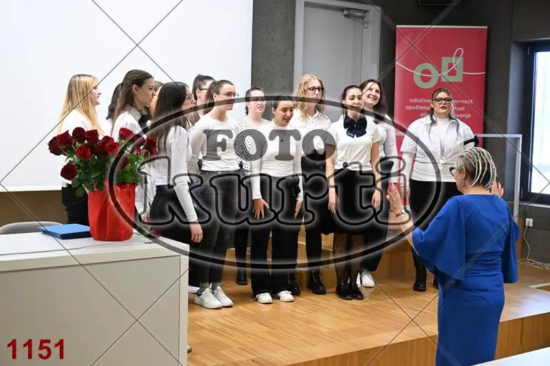 12:30 h 8 - FotoKurti