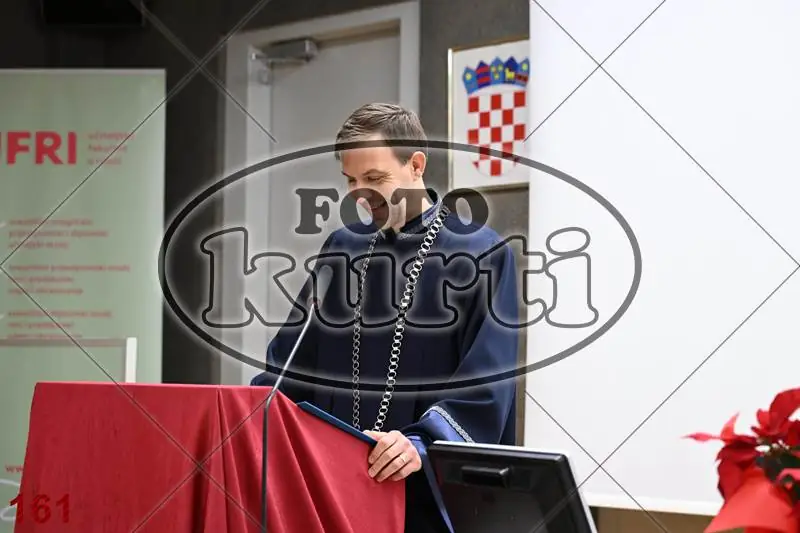 09:30h 5 - FotoKurti