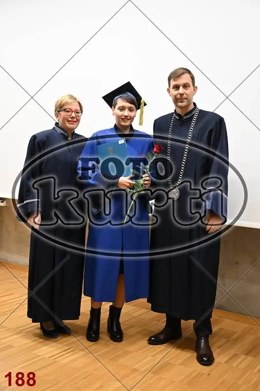 09:30h 8 - FotoKurti