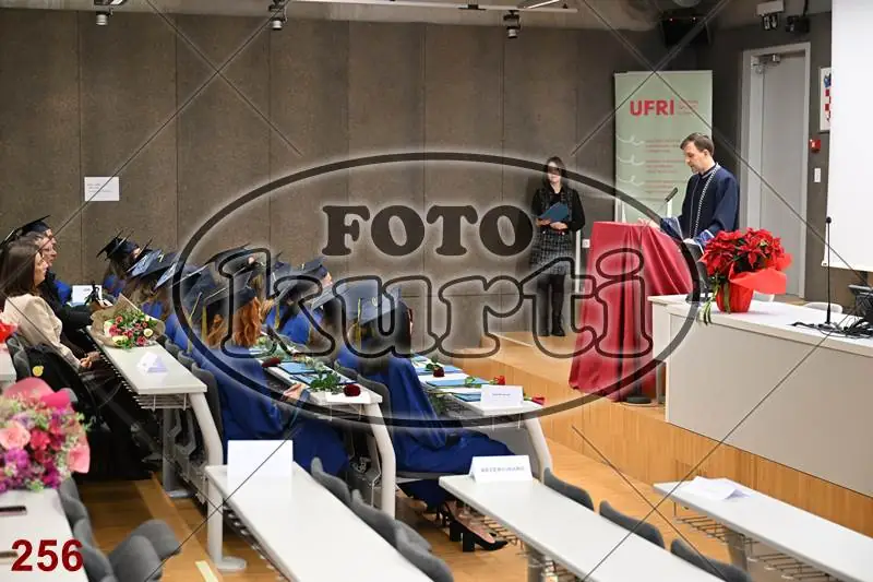 09:30h 4 - FotoKurti