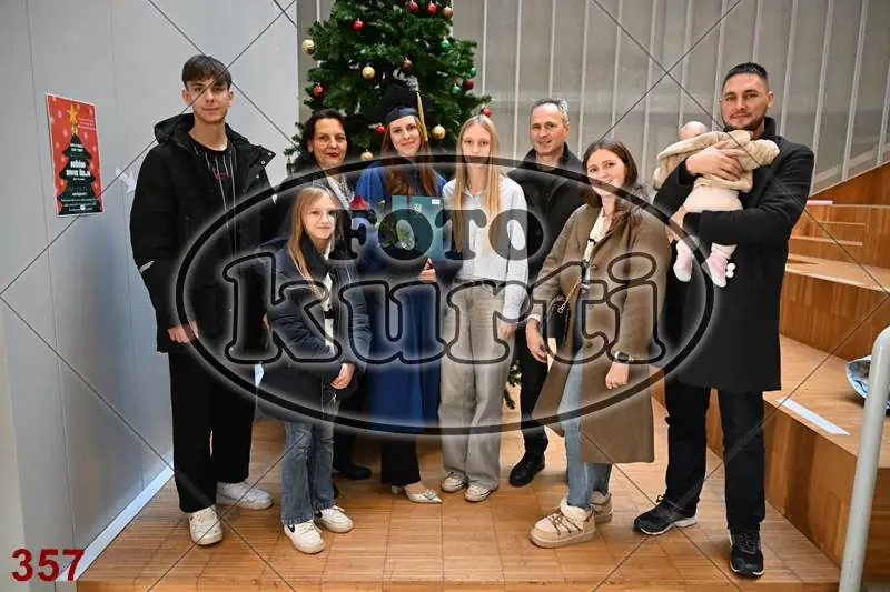 09:30h 9 - FotoKurti