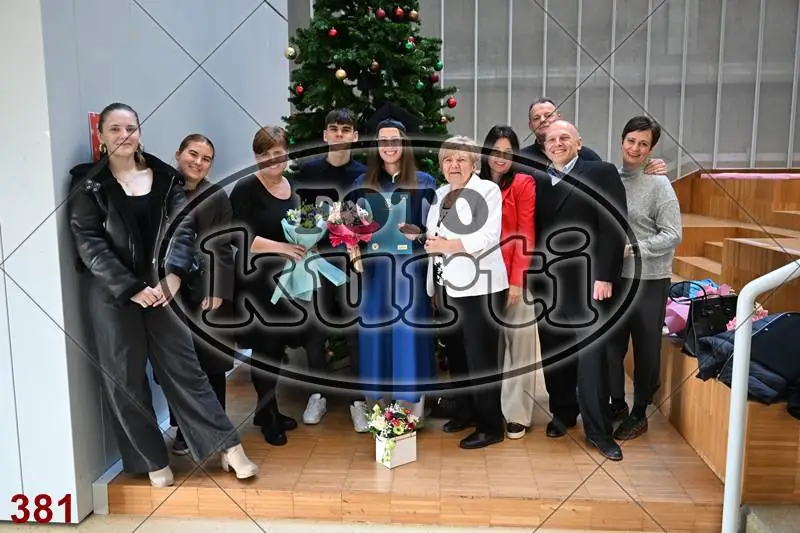 09:30h 9 - FotoKurti