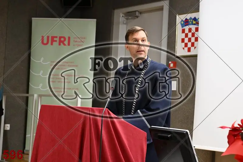 11:00h 9 - FotoKurti