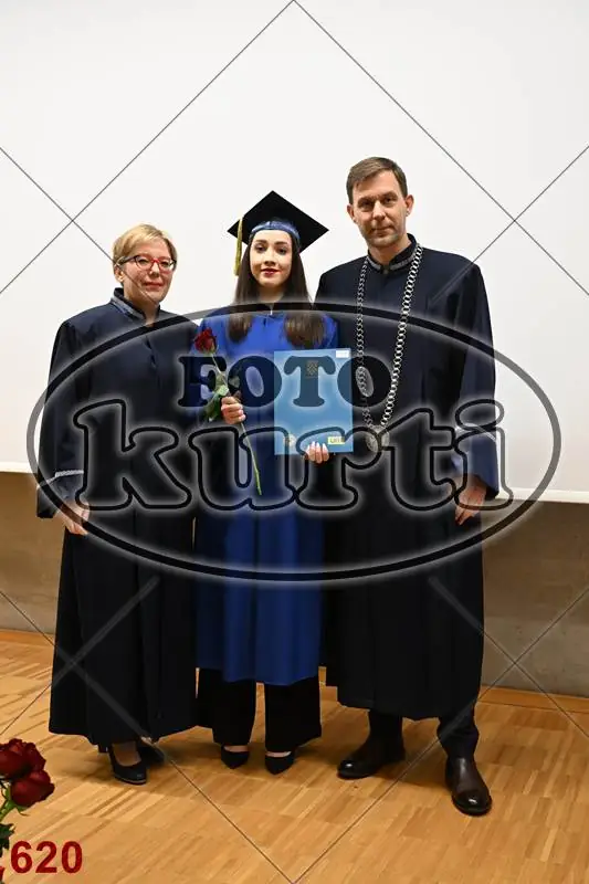 11:00h 9 - FotoKurti