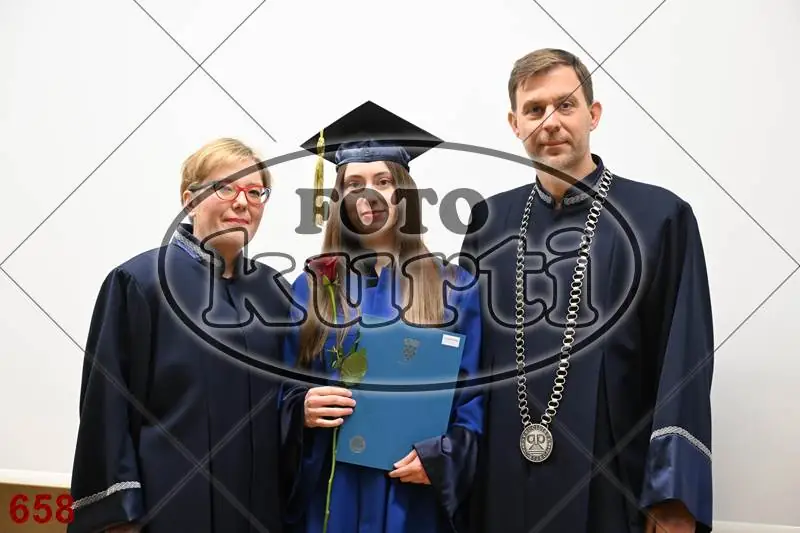 11:00h 11 - FotoKurti
