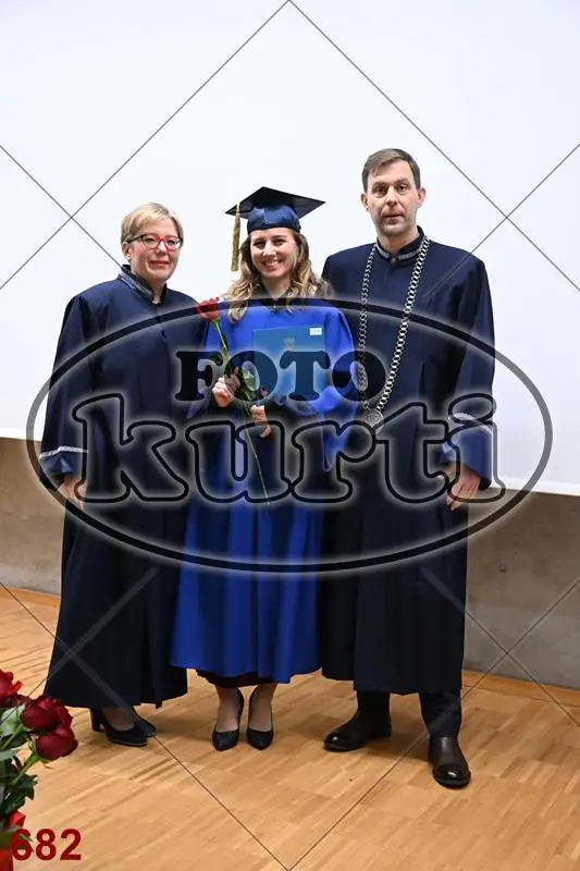 11:00h 11 - FotoKurti
