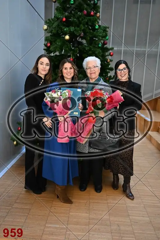 11:00h 12 - FotoKurti