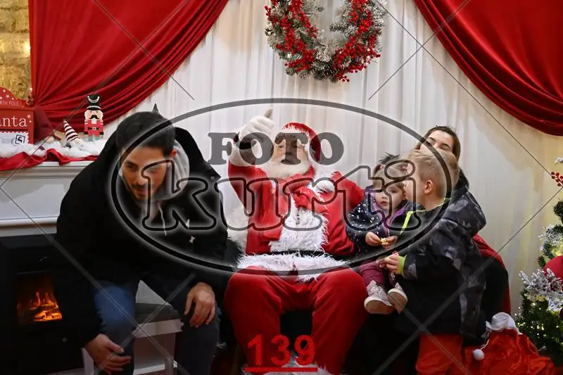 30.11. paljenje lampica 1 - FotoKurti