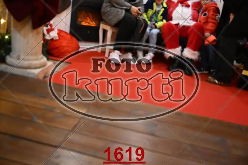 30.11. paljenje lampica 1 - FotoKurti