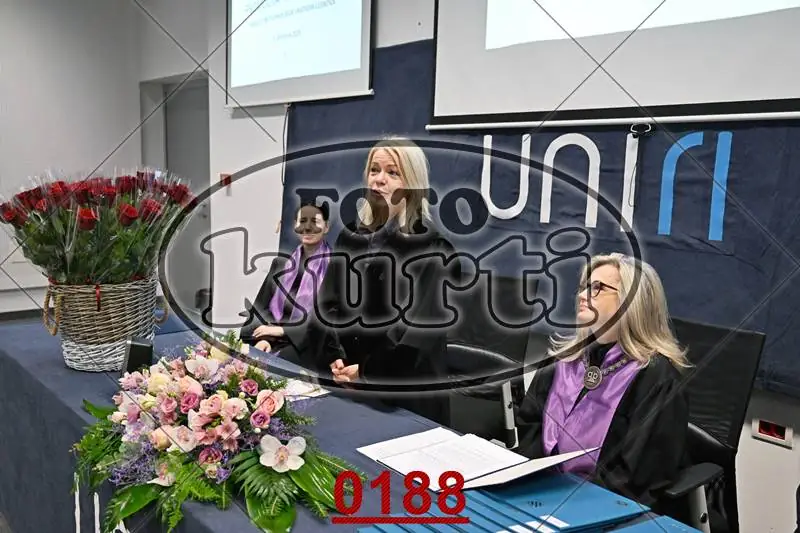10:00h 8 - FotoKurti