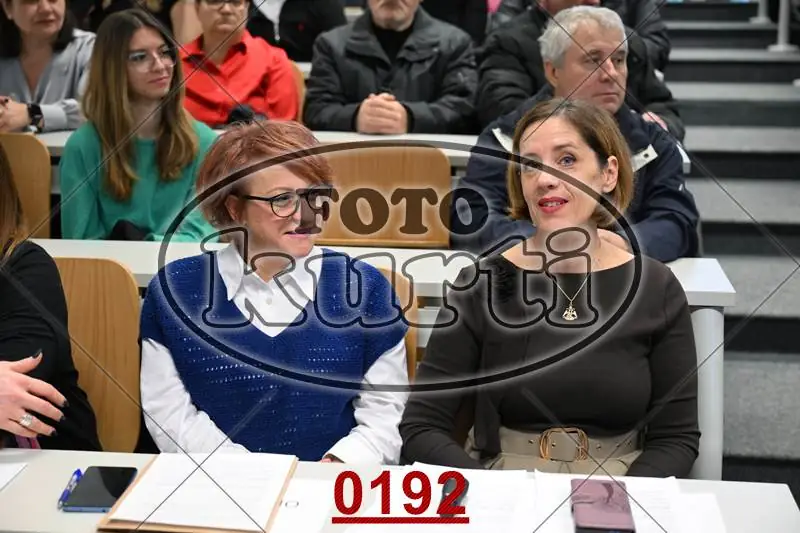 10:00h 12 - FotoKurti