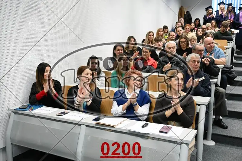 10:00h 8 - FotoKurti