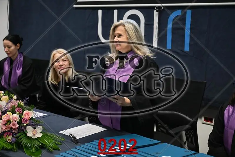 10:00h 10 - FotoKurti