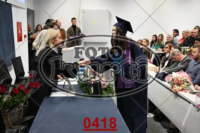 10:00h 10 - FotoKurti