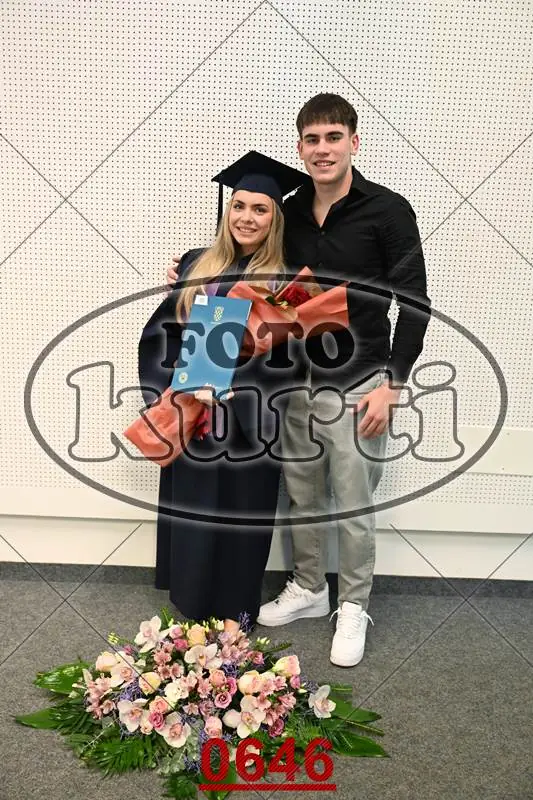 10:00h 10 - FotoKurti