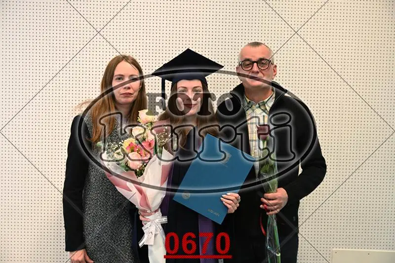 10:00h 10 - FotoKurti