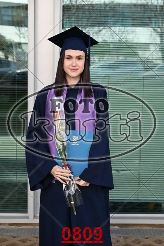 13:00h 9 - FotoKurti