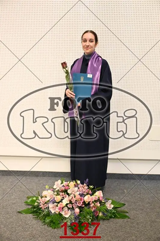13:00h 9 - FotoKurti