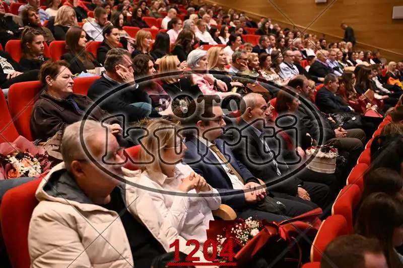 03. Promocija zajedničke 9 - FotoKurti
