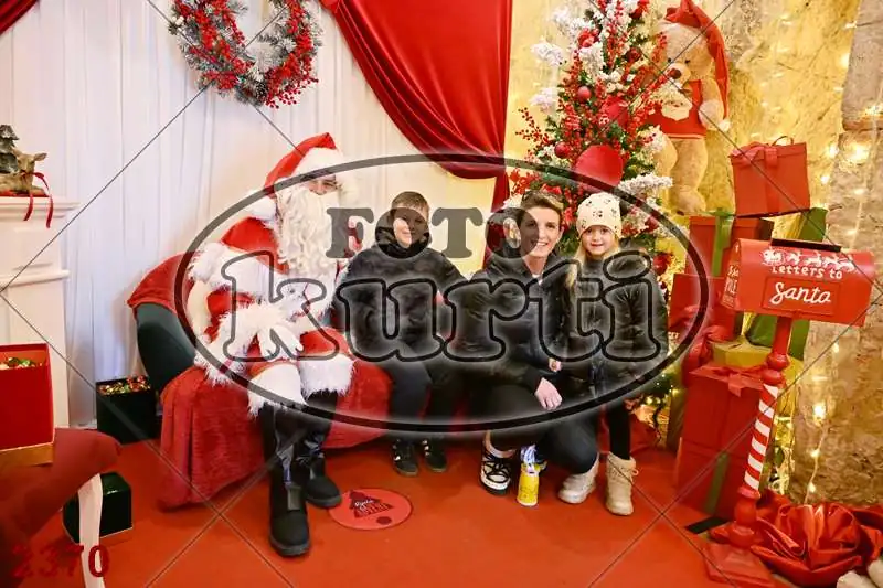 21.12. 10 00 DO 13 00 11 - FotoKurti