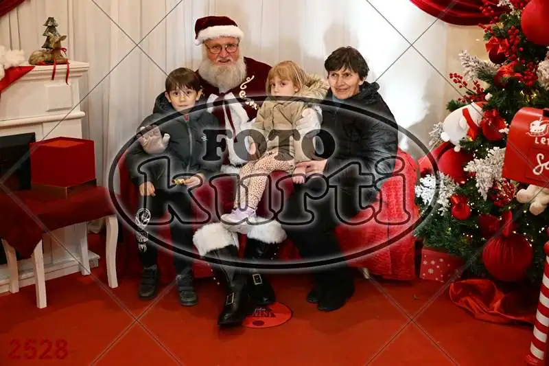 21.12. 15 00 DO 17 30 5 - FotoKurti