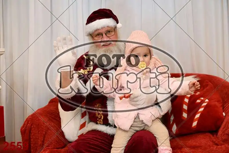 21.12. 15 00 DO 17 30 12 - FotoKurti