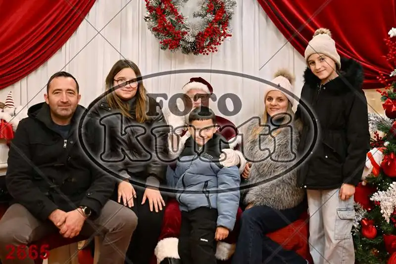 21.12. 15 00 DO 17 30 10 - FotoKurti