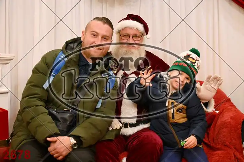 21.12. 15 00 DO 17 30 11 - FotoKurti