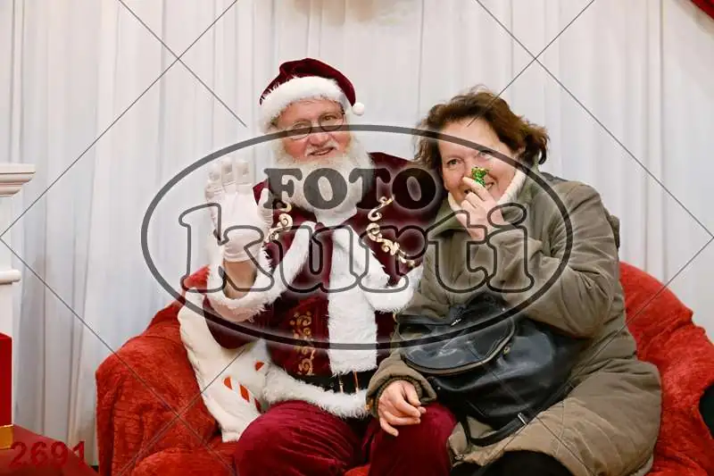 21.12. 15 00 DO 17 30 12 - FotoKurti